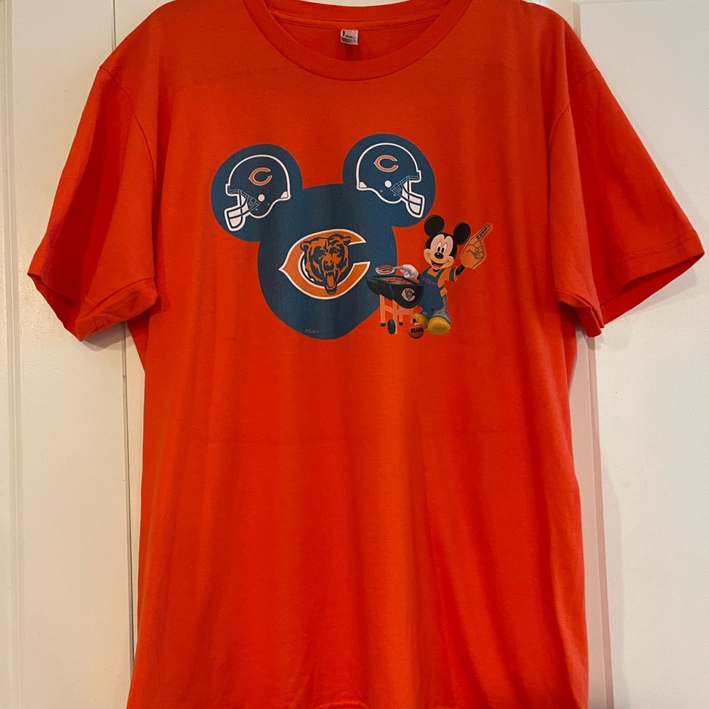 Rare American Apparel Disney Mickey Mouse Chicago Bears T-Shirt Size Large